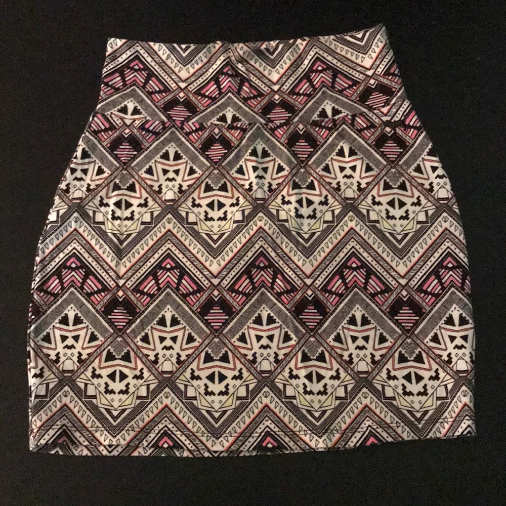 Stretch mini skirt